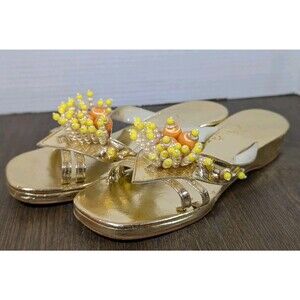 VTG 1960s Gold Beaded Sandals Womens 6-6.5 Slip On Wedge Mod Vinyl Mules Retro